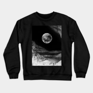 Between two moons Crewneck Sweatshirt